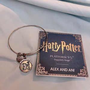 Alex & Ani Harry Potter 9 3/4 Bangle in Silver